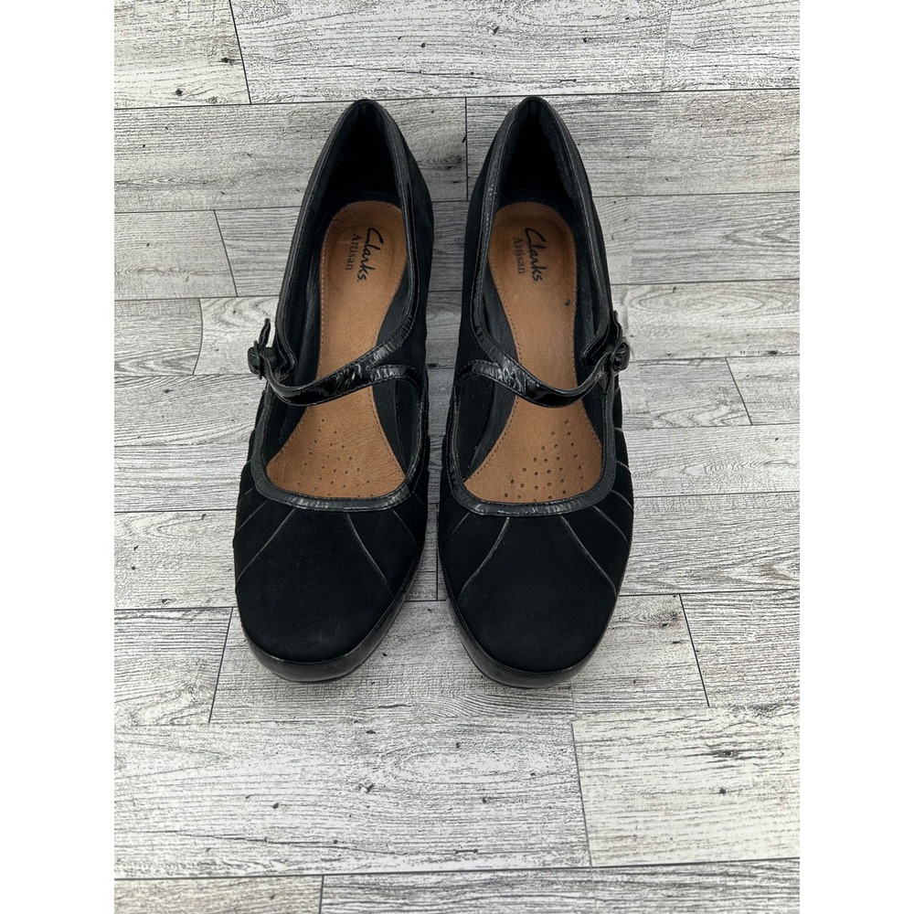 Clarks Artisan Black Suede Patent Leather Mary‎ Jane Heels Shoes 9.5M